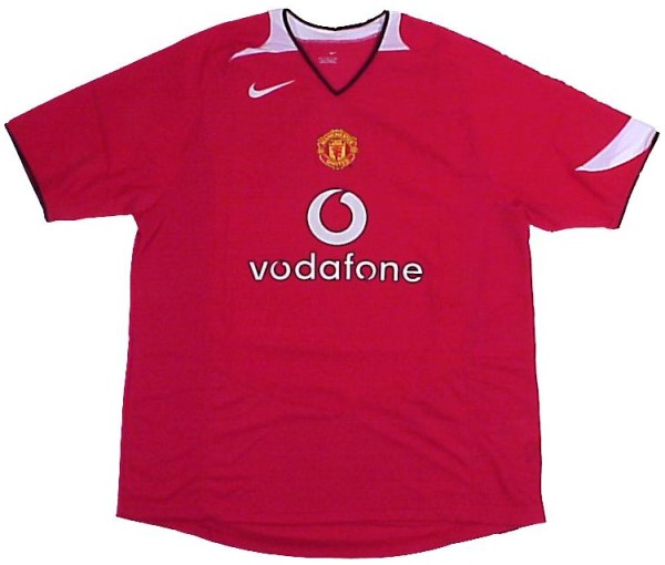 Manchester United Shirts: 2005 home 